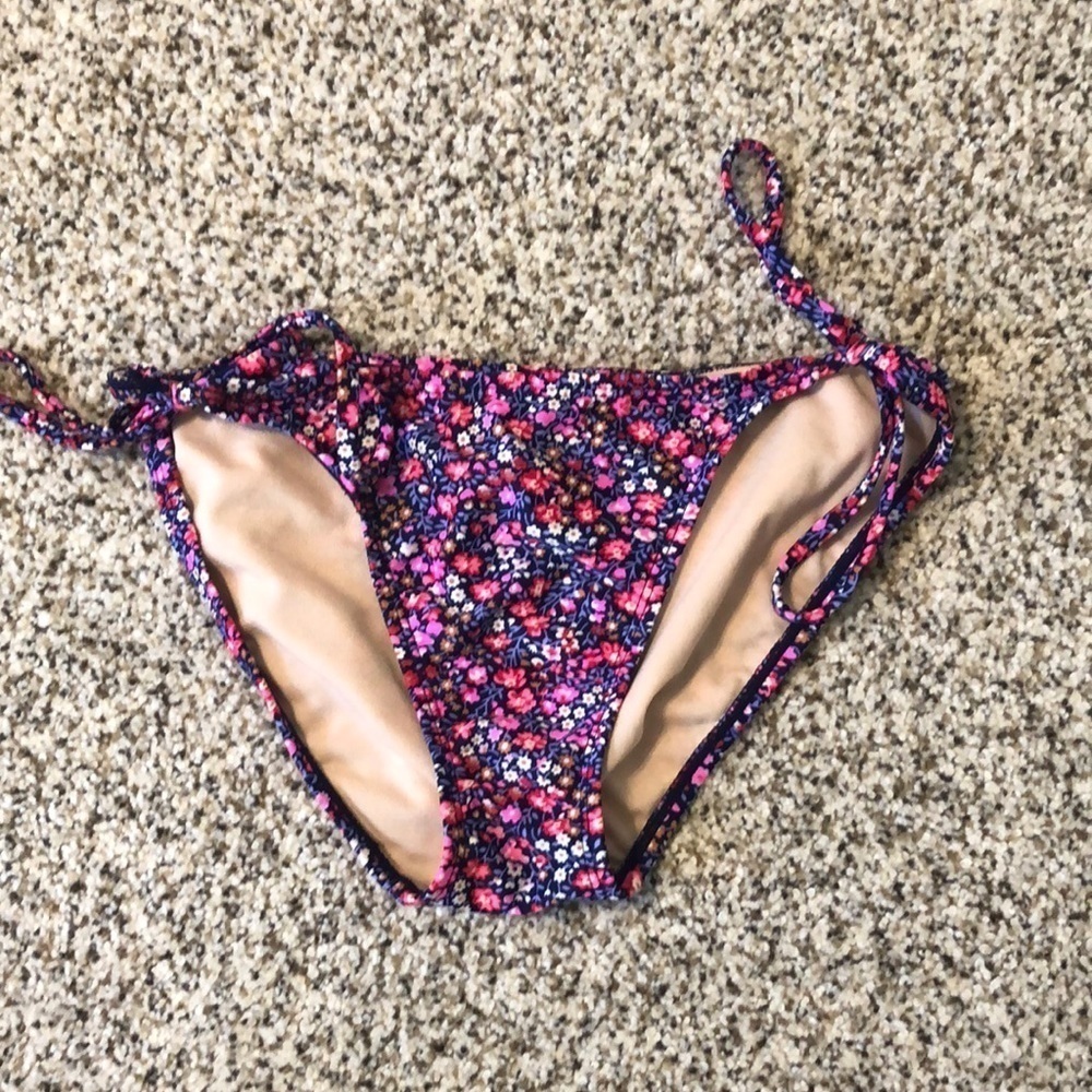 Floral bikini bottom